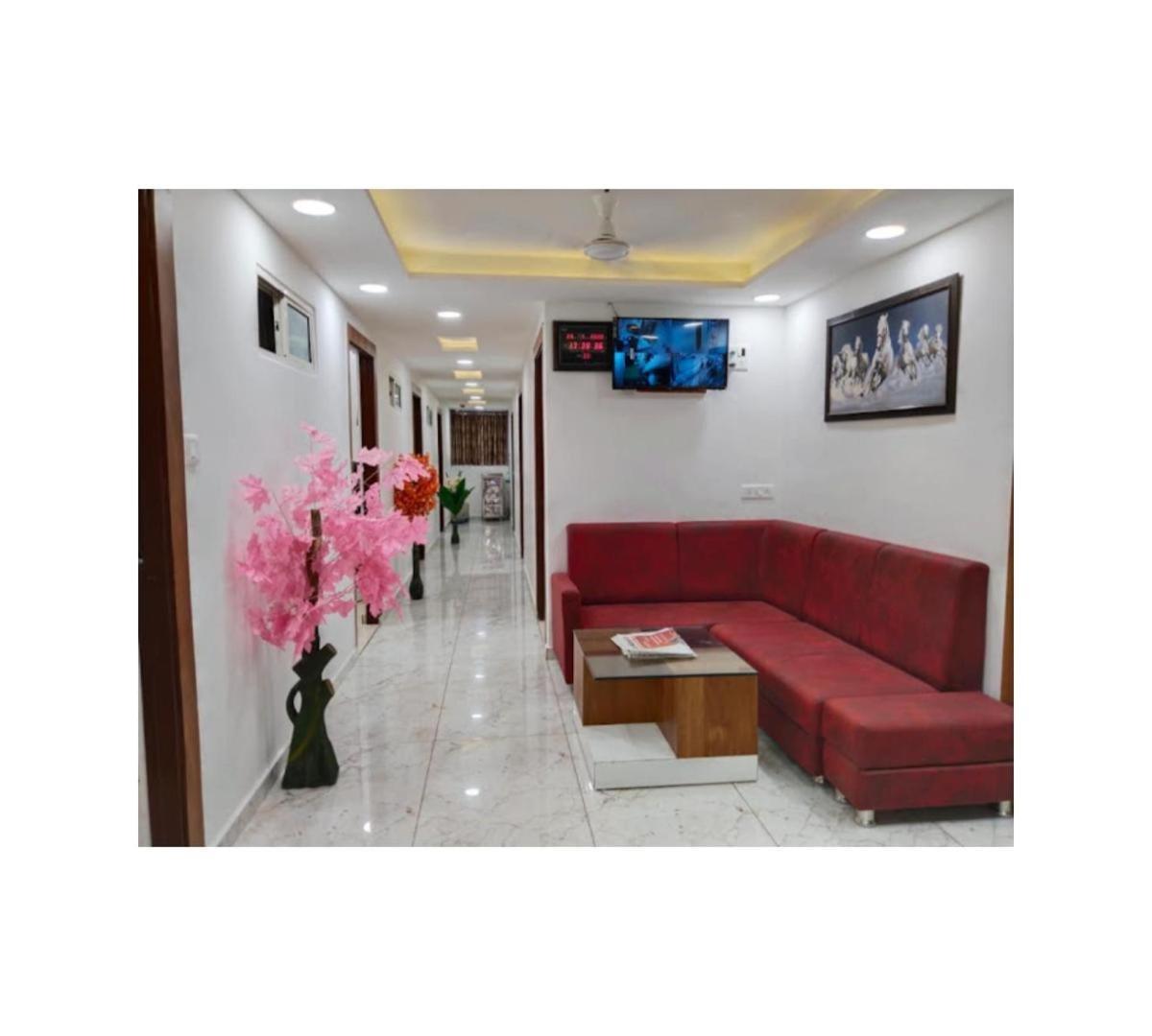 Galaxy Inn Hotel Ahmedabad Eksteriør billede